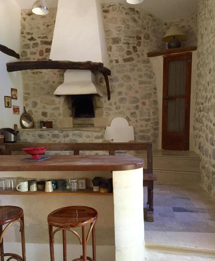 La Maison De Vergol Montbrun-les-Bains Bagian luar foto