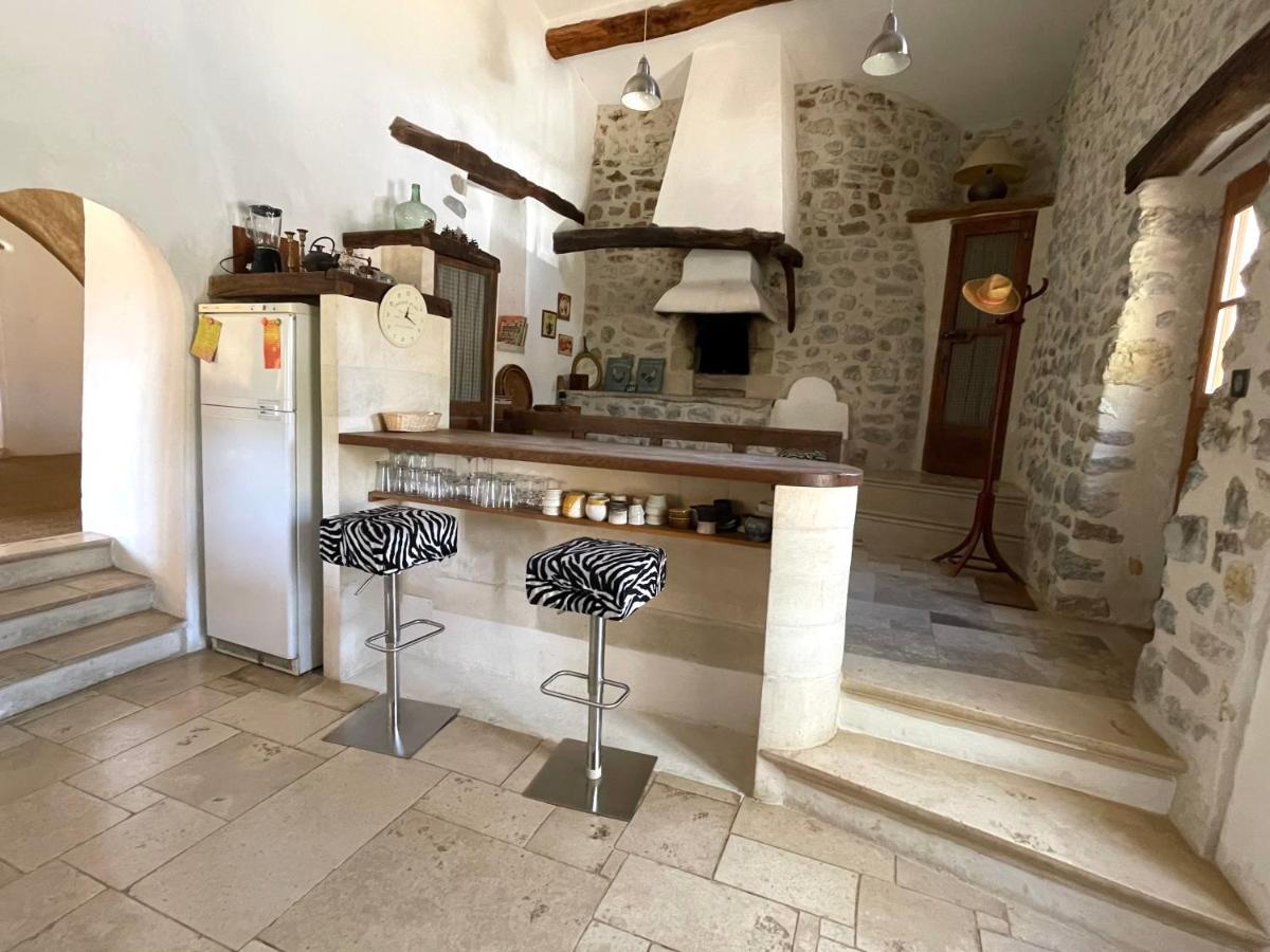 La Maison De Vergol Montbrun-les-Bains Bagian luar foto
