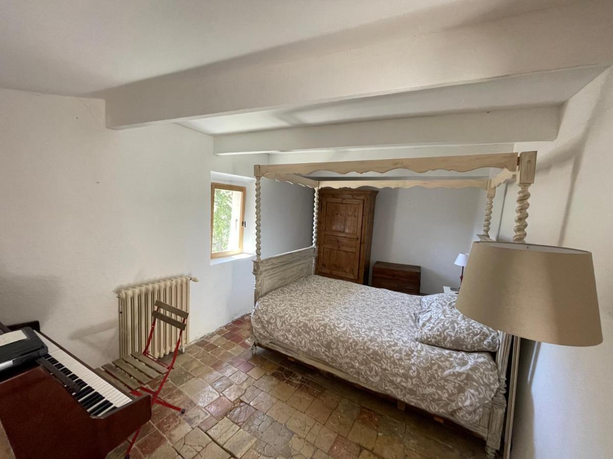La Maison De Vergol Montbrun-les-Bains Bagian luar foto
