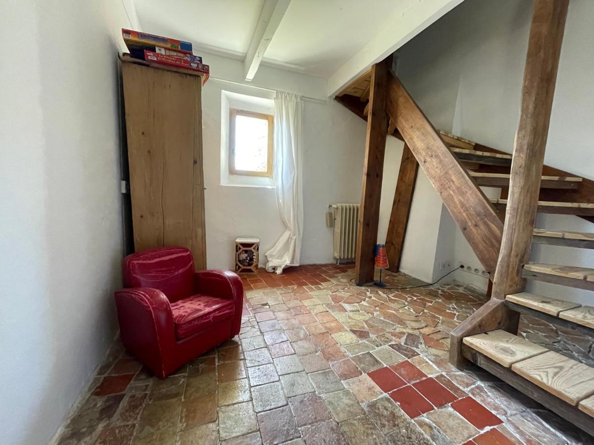 La Maison De Vergol Montbrun-les-Bains Bagian luar foto